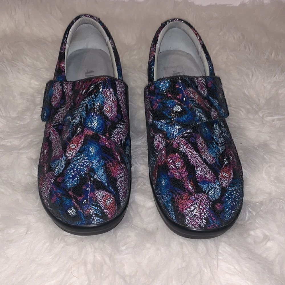 Alegria Women Shoe Lauryn Feather US 9/9.5 , EU 39